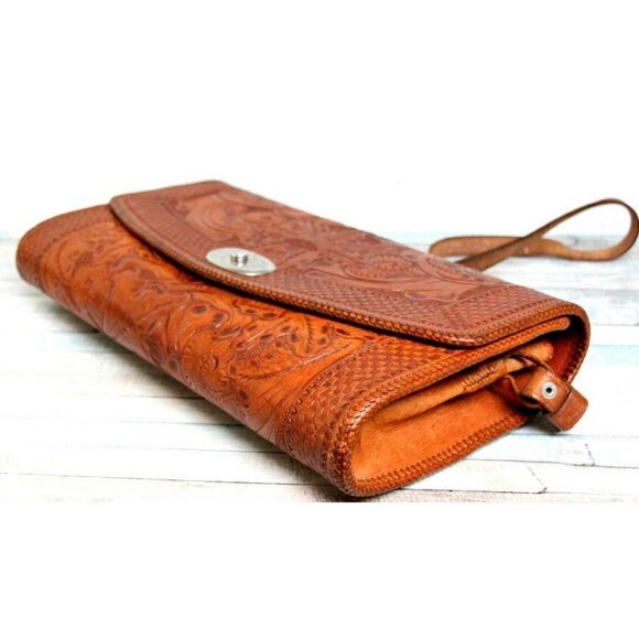 VINTAGE HARKNESS BUILT TOOLED TAN GENUINE LEATHER SHOULDER BAG HANDBAG PURSE - Picture 6 of 11